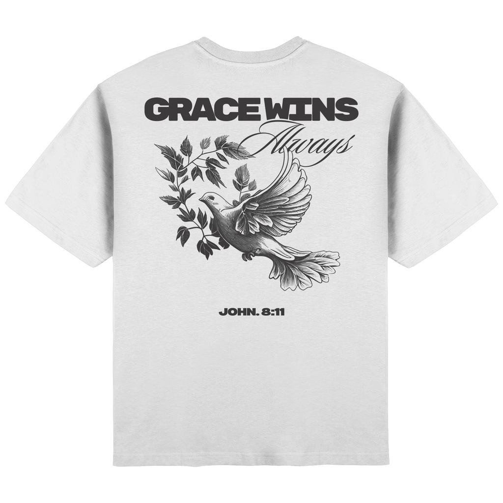 Grace always wins // Streetwear Oversized T-Shirt